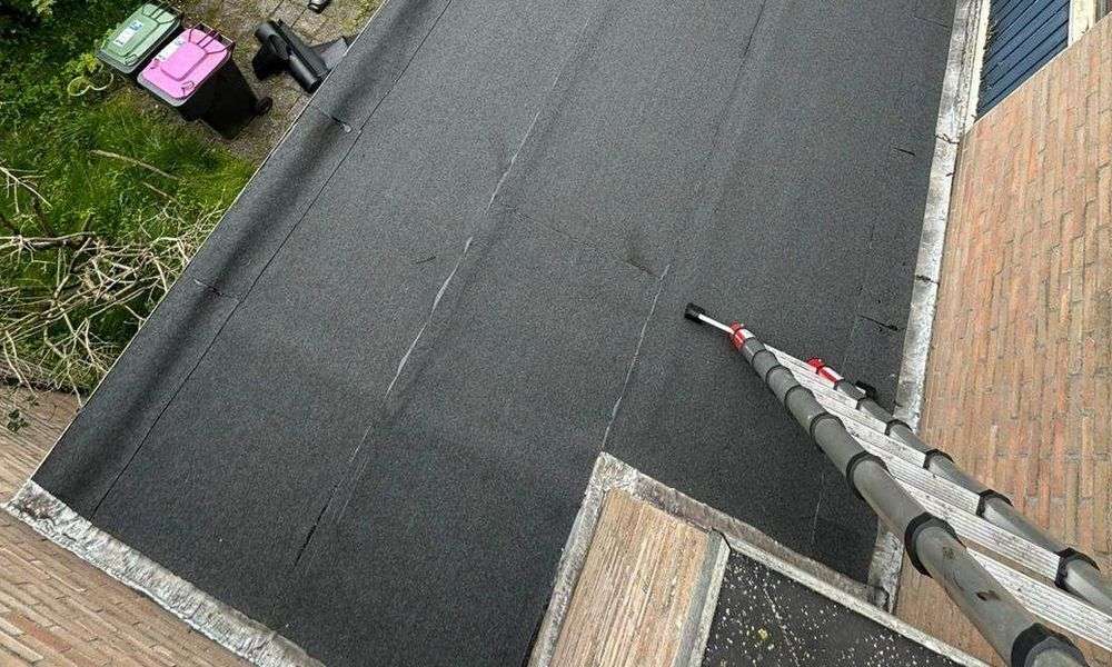 Plat dak geplaatst door dakdekker in Rhoon Plat dak geplaatst door dakdekker in Rhoon