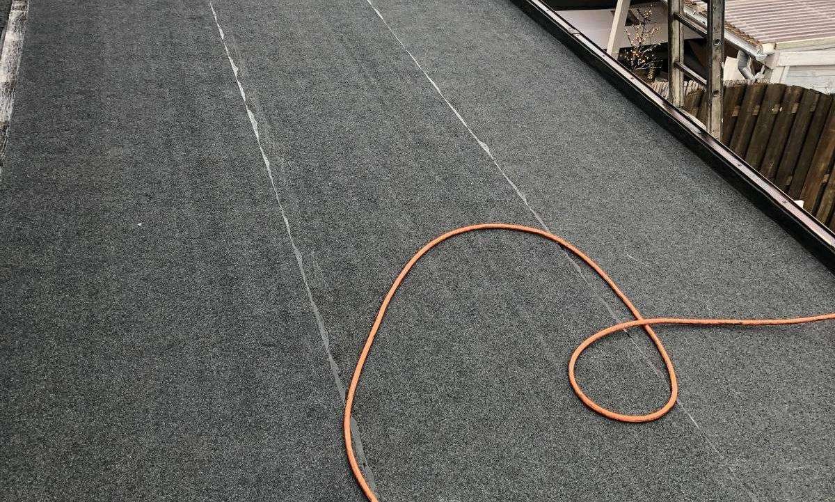 Nieuw bitumen dak aangelegd in Rhoon Nieuw bitumen dak aangelegd in Rhoon
